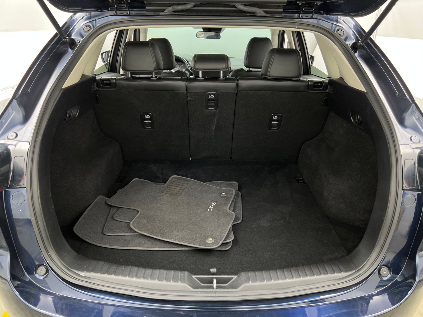Thumbnail: 2021 Mazda CX-5 - 6