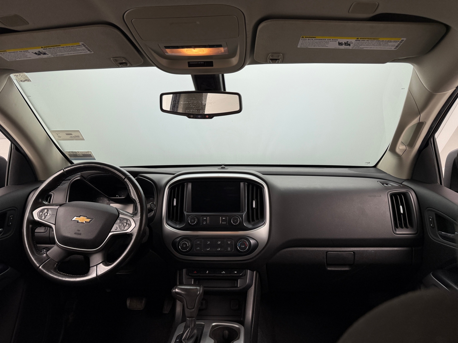 Thumbnail: 2019 Chevrolet Colorado - 3