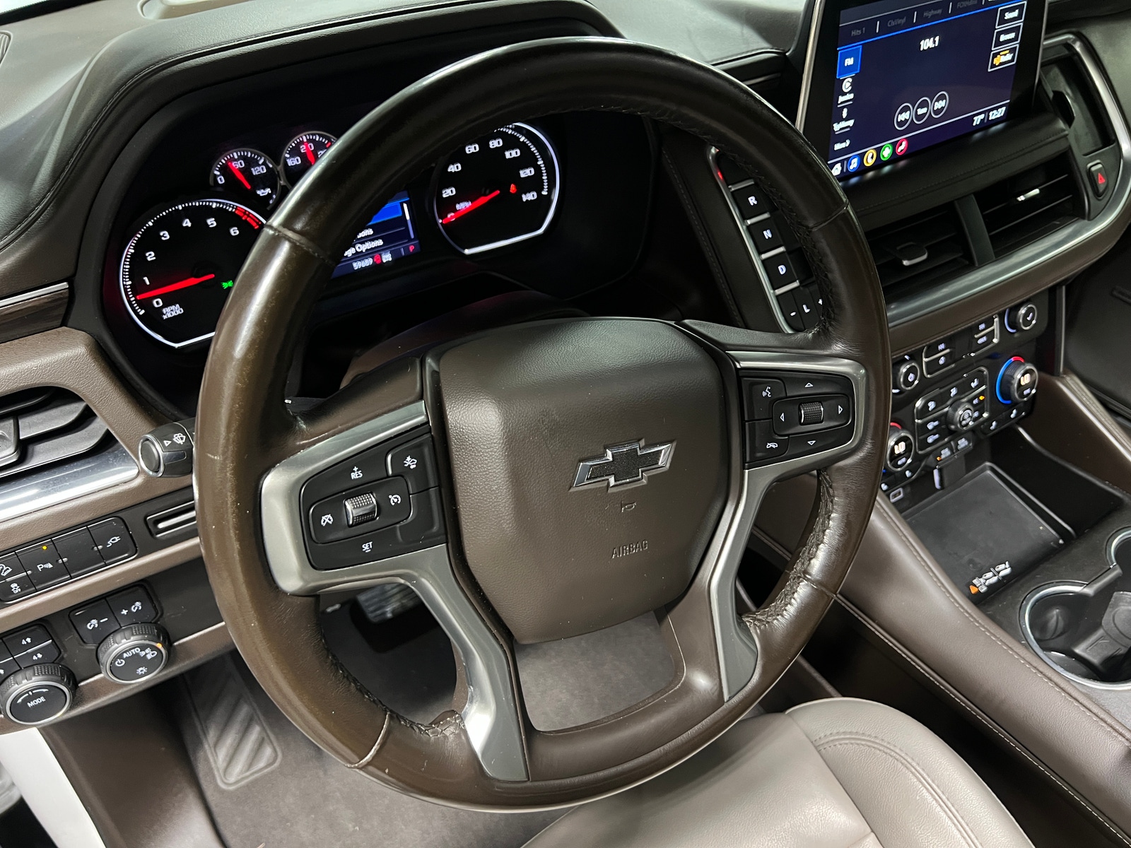 Thumbnail: 2021 Chevrolet Tahoe - 4