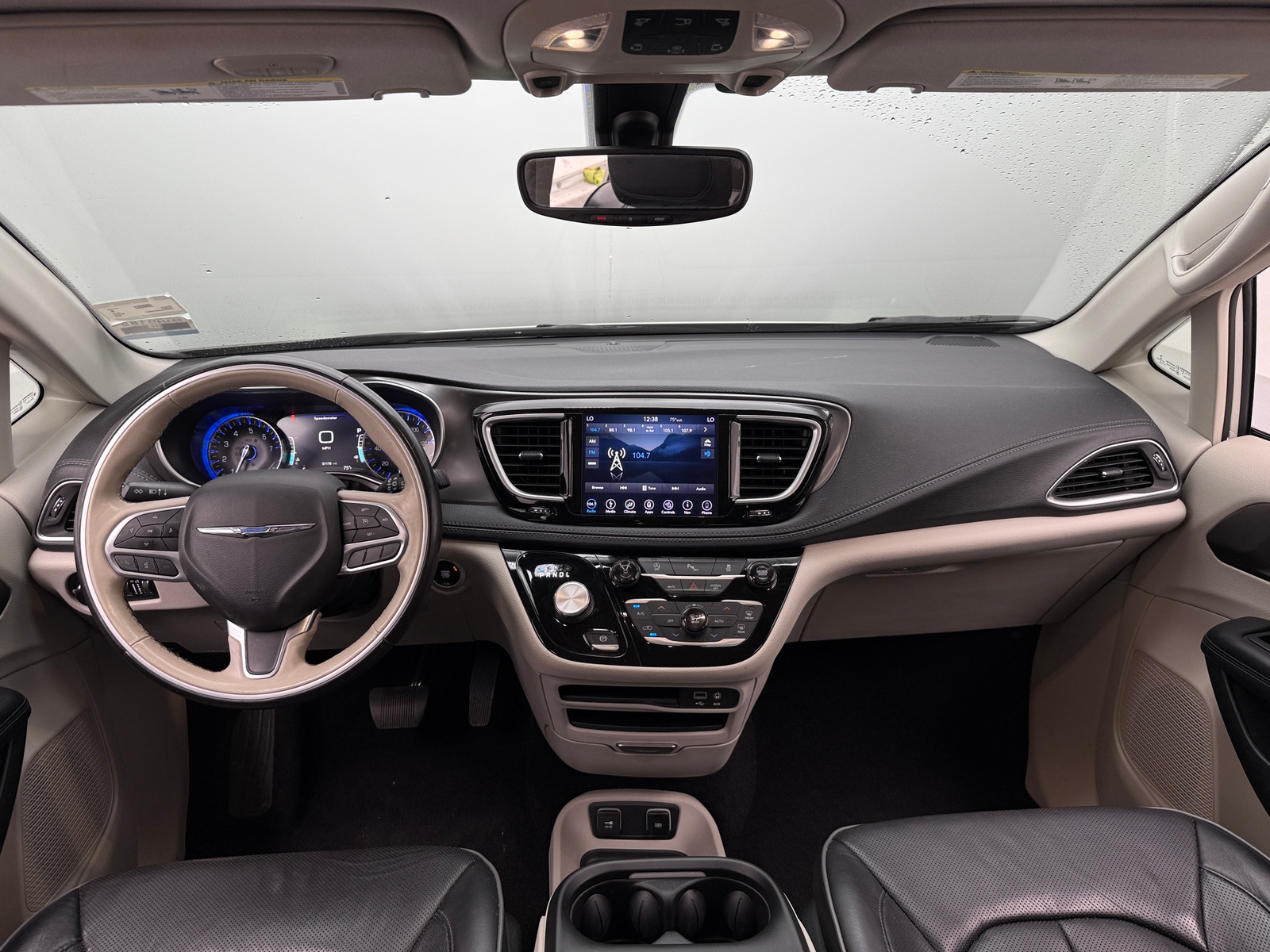 Thumbnail: 2019 Chrysler Pacifica - 2