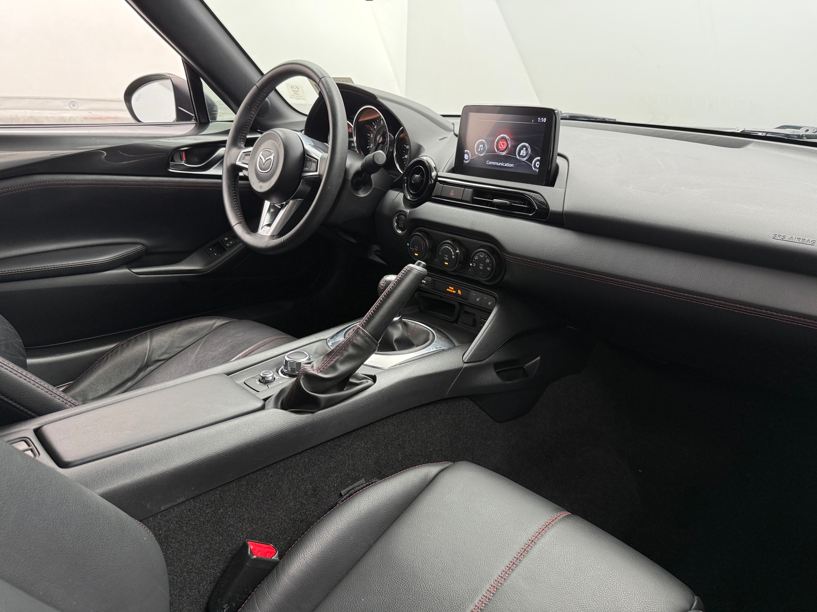 Thumbnail: 2019 Mazda MX-5 Miata - 3