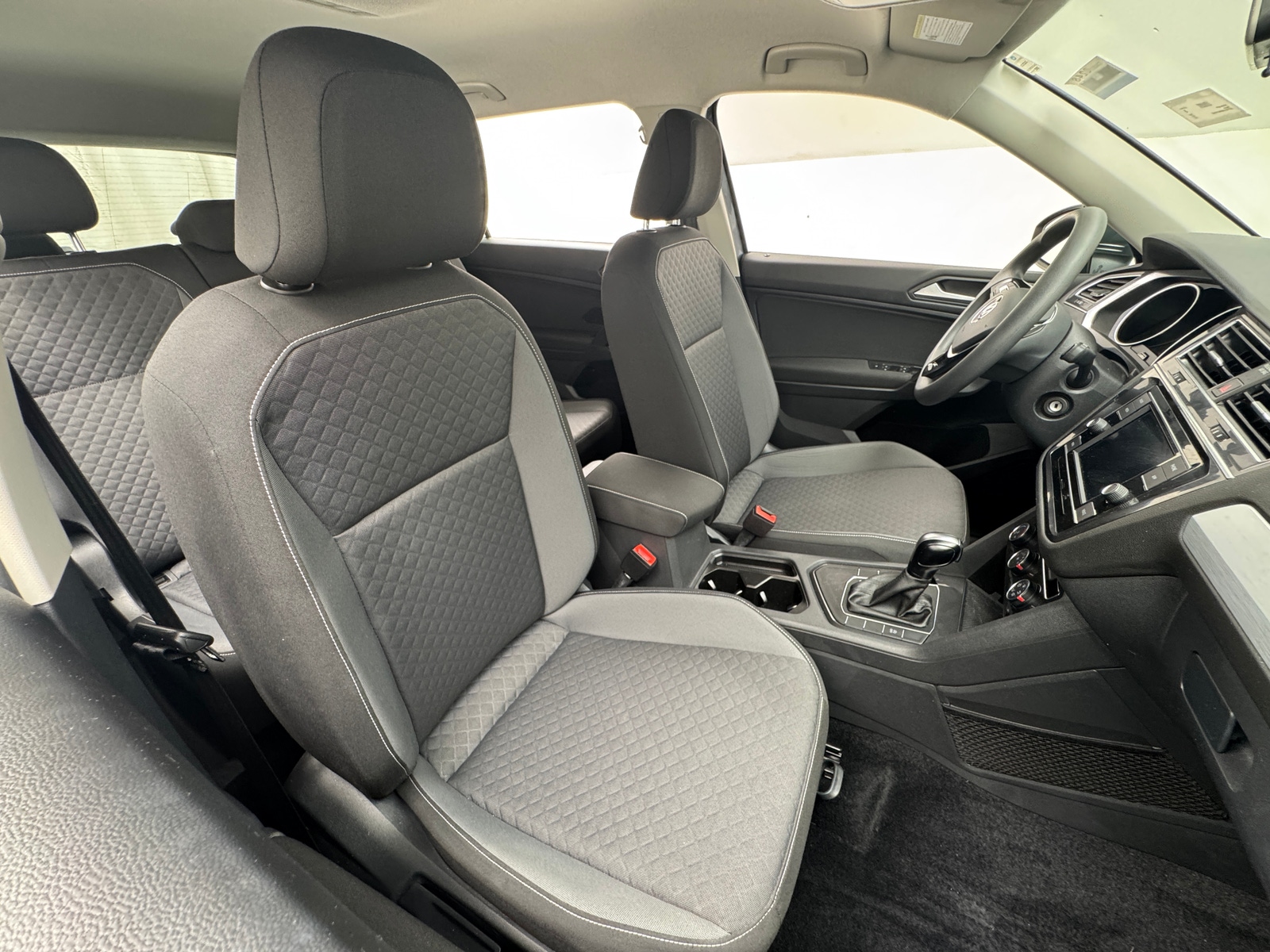 Thumbnail: 2021 Volkswagen Tiguan - 2