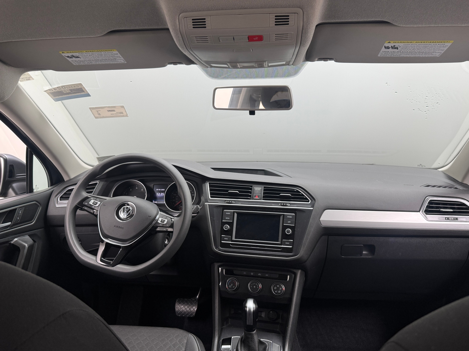 Thumbnail: 2021 Volkswagen Tiguan - 3