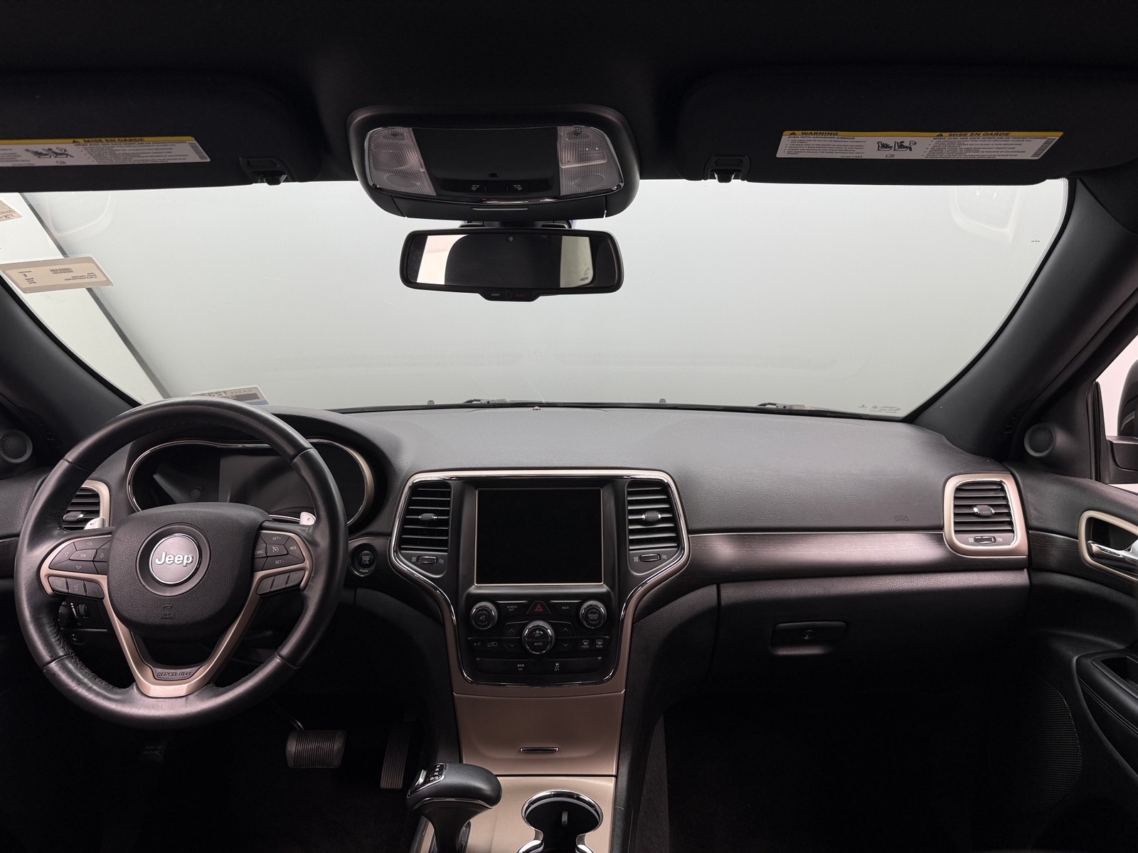 Thumbnail: 2015 Jeep Grand Cherokee - 3