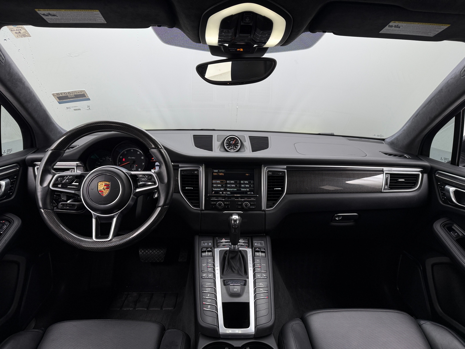 Thumbnail: 2015 Porsche Macan - 2