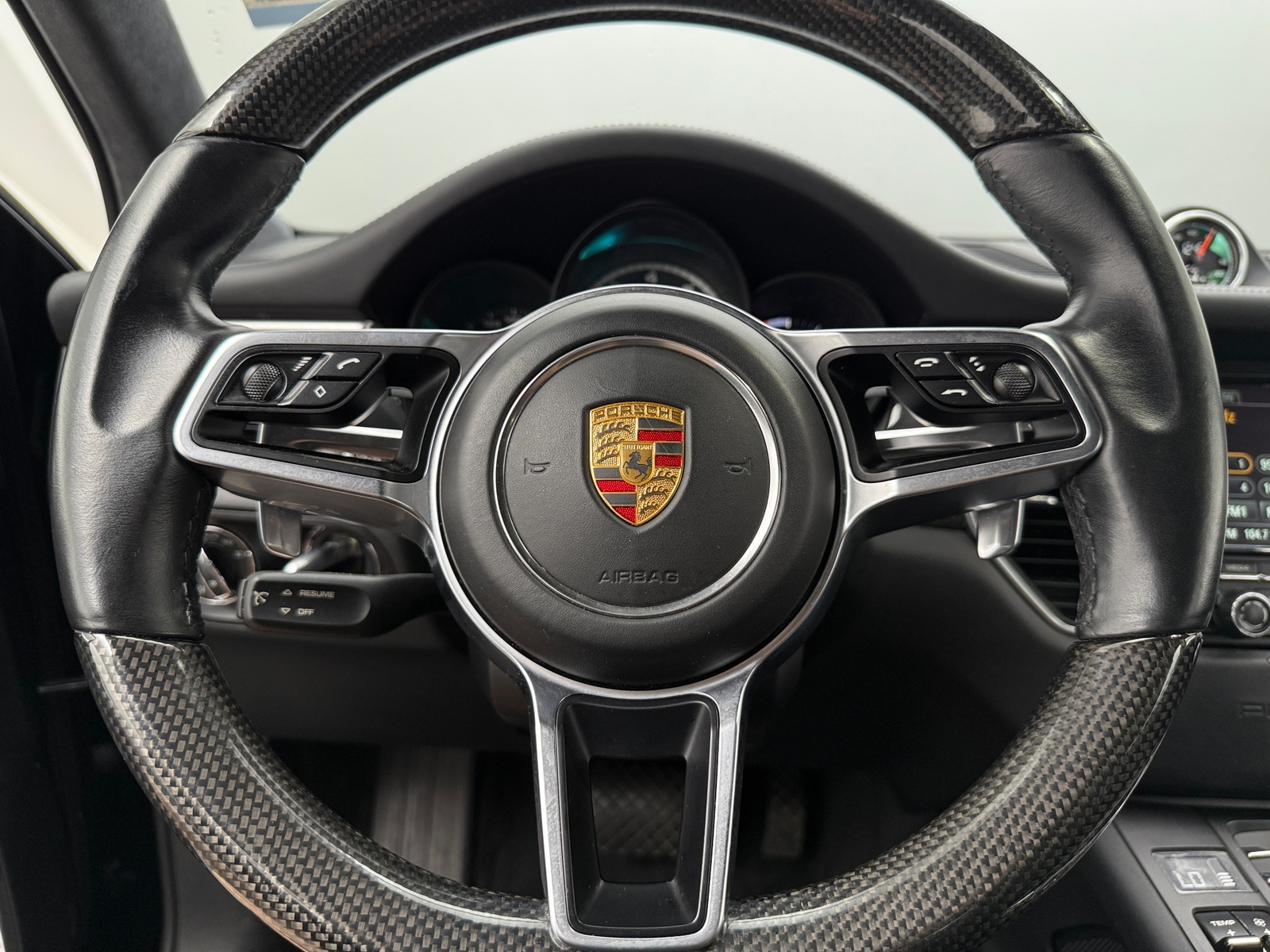 Thumbnail: 2015 Porsche Macan - 4