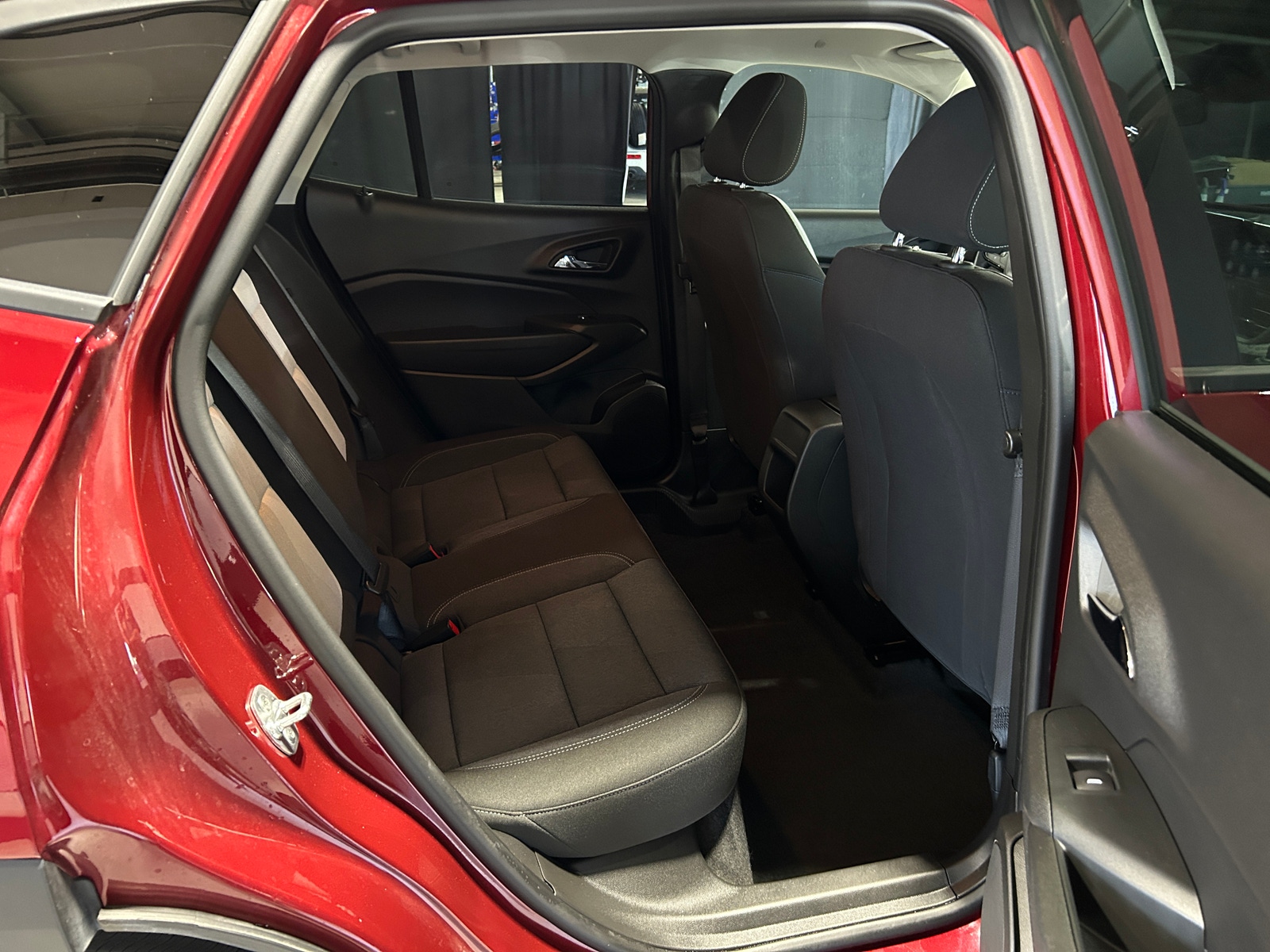 Thumbnail: 2025 Chevrolet Trax - 6
