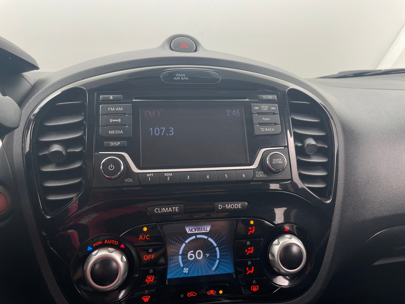 Thumbnail: 2015 Nissan Juke - 4