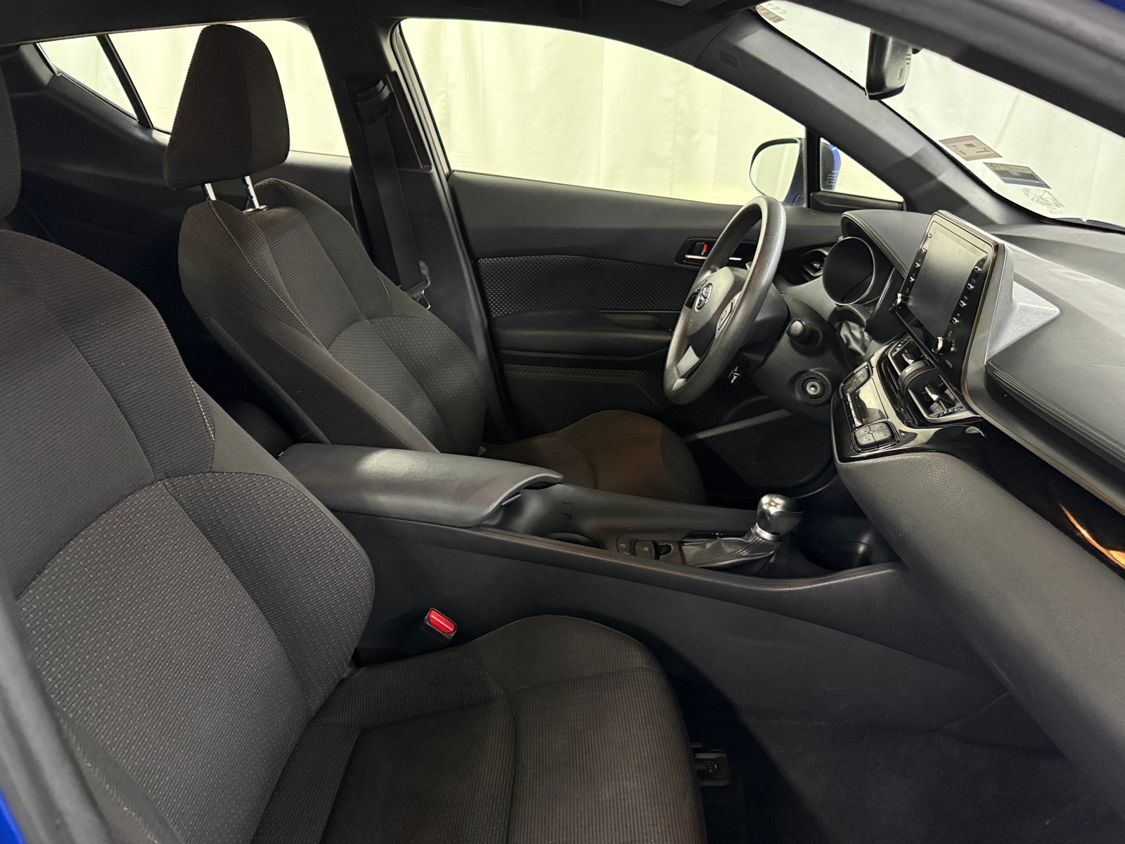 Thumbnail: 2019 Toyota C-HR - 2