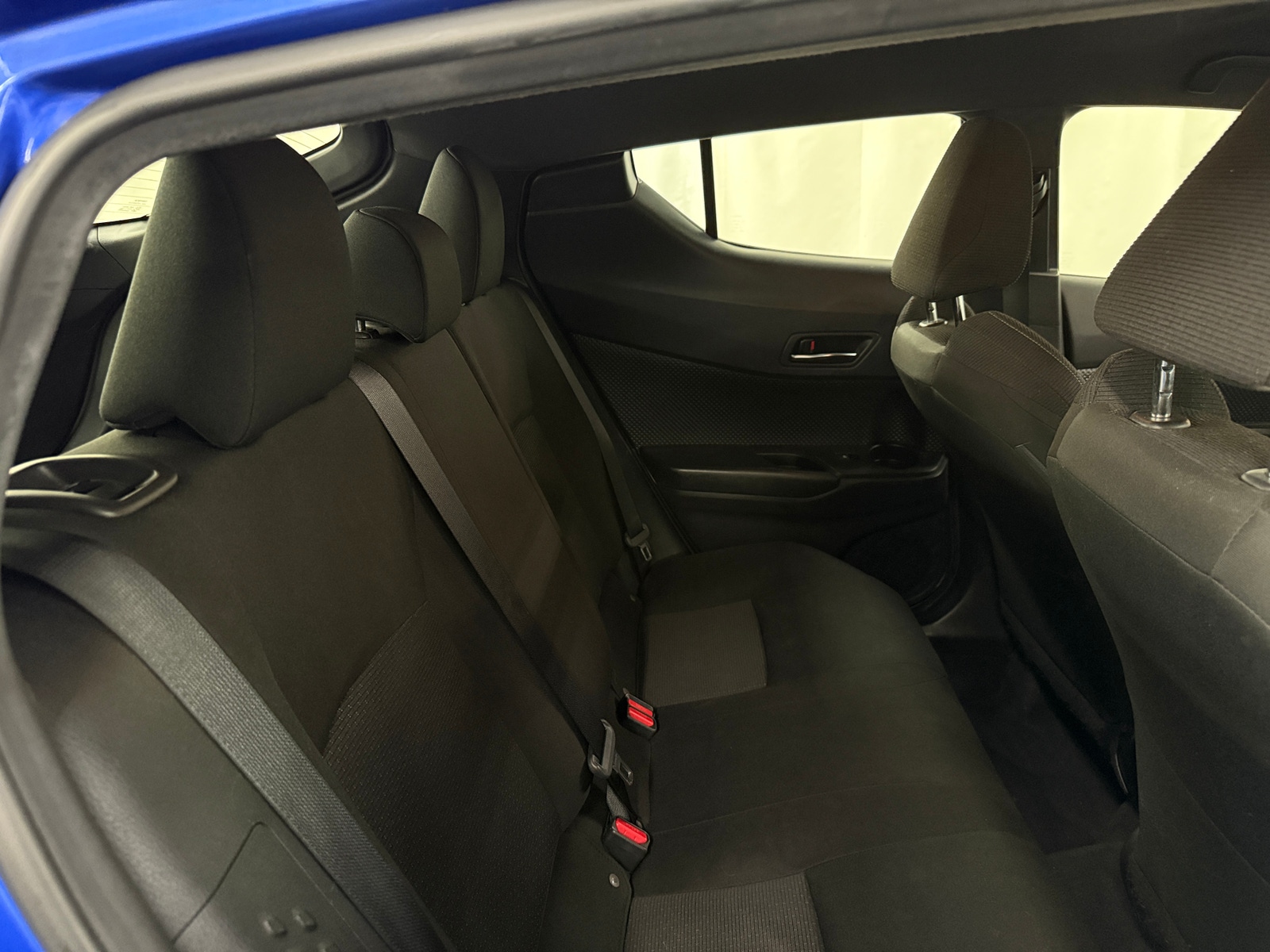 Thumbnail: 2019 Toyota C-HR - 6