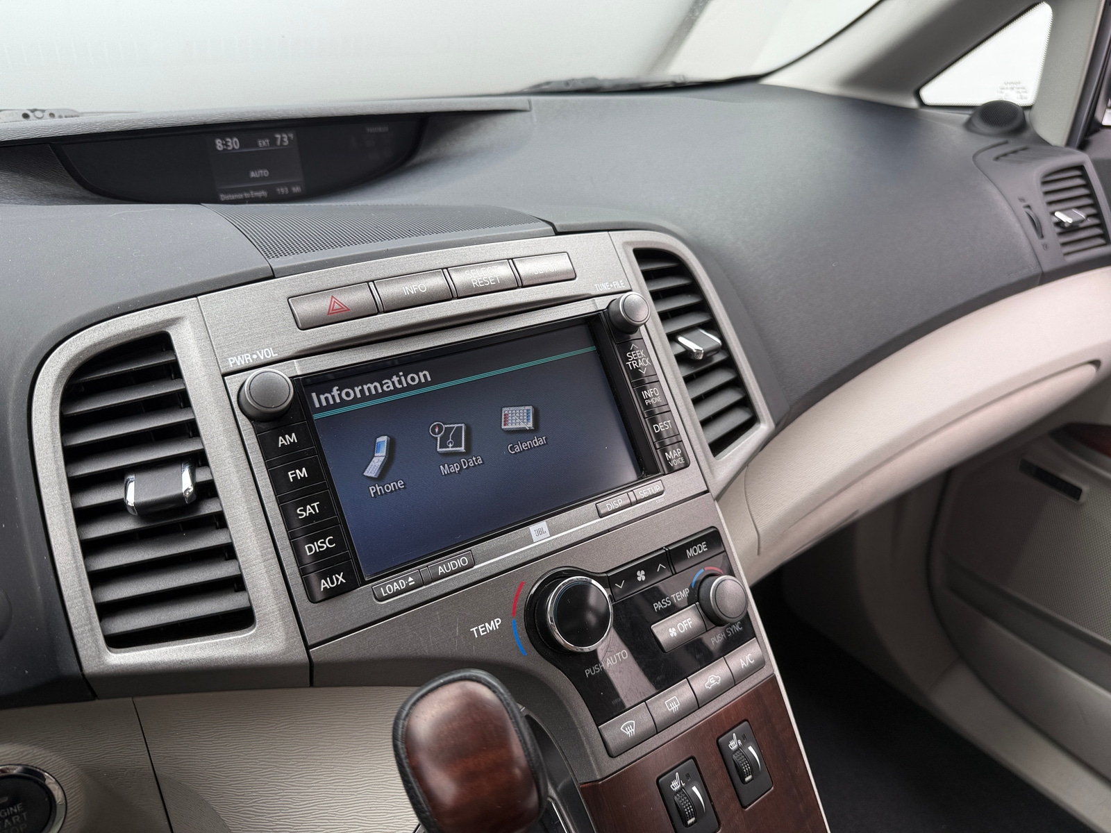 Thumbnail: 2011 Toyota Venza - 4