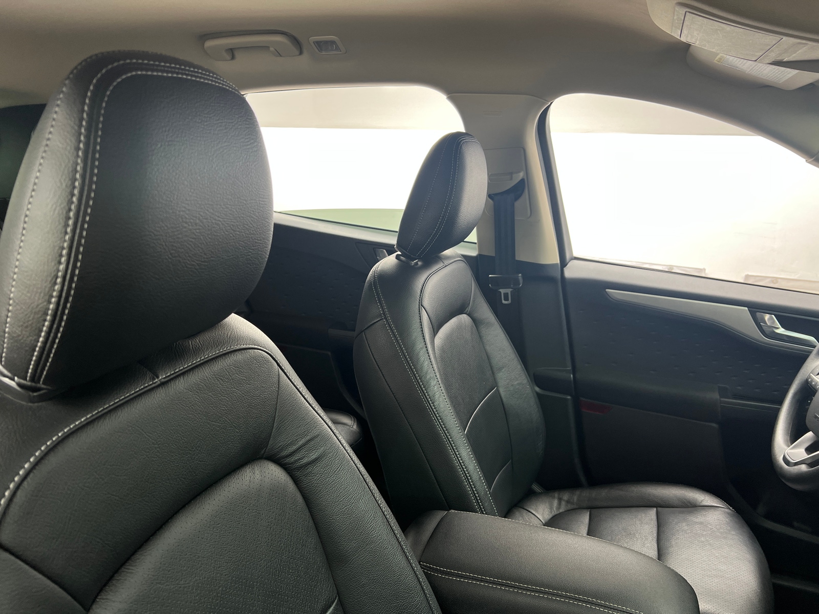 Thumbnail: 2020 Ford Escape - 2