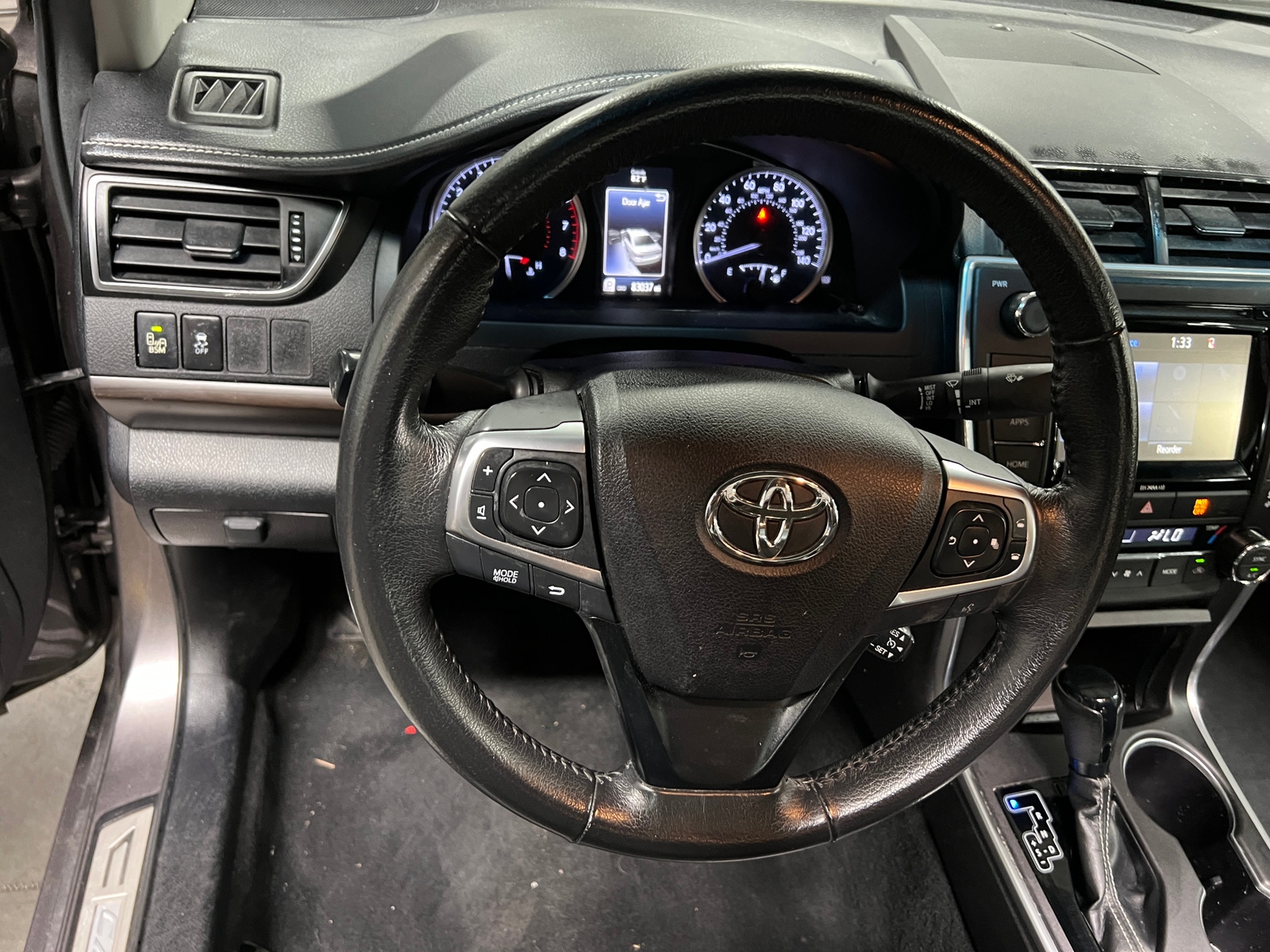 Thumbnail: 2017 Toyota Camry - 4