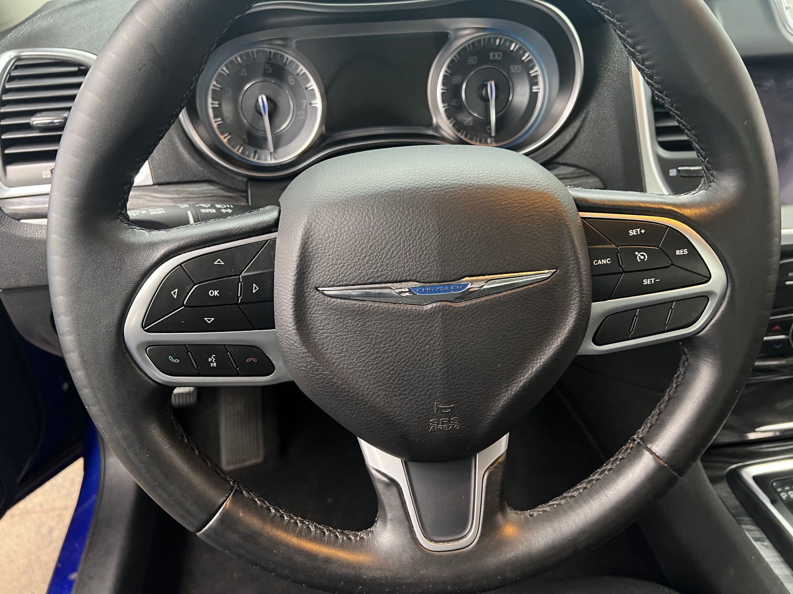 Thumbnail: 2019 Chrysler 300 - 5