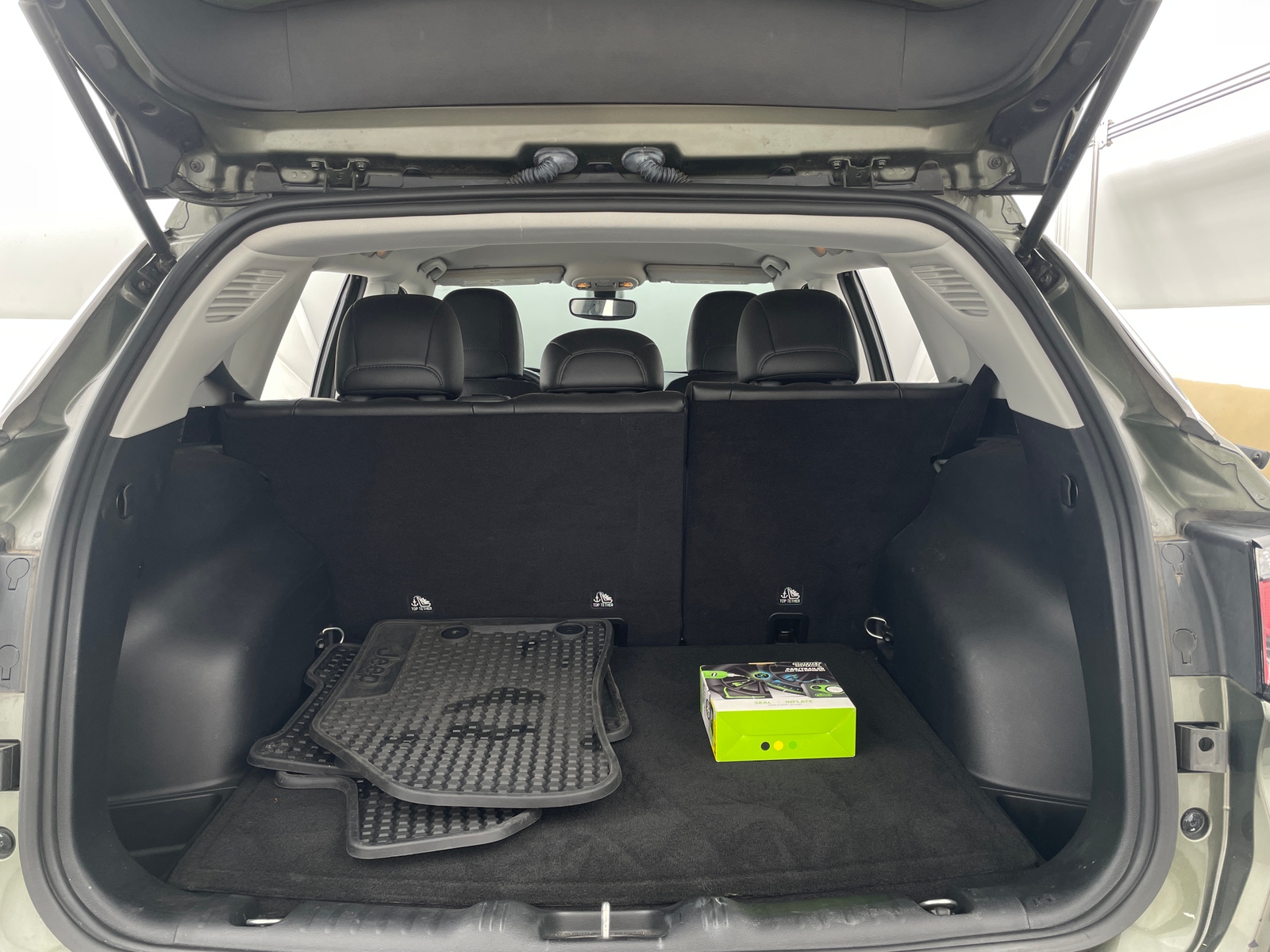 Thumbnail: 2018 Jeep Compass - 6