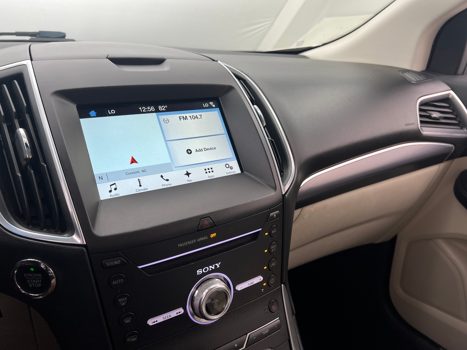 Thumbnail: 2017 Ford Edge - 3