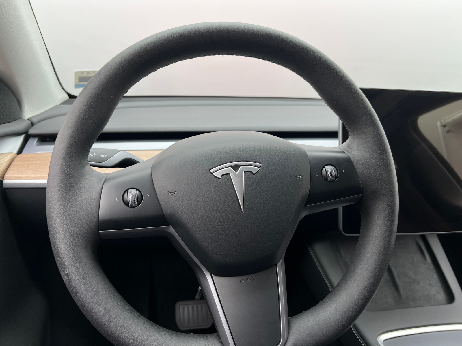 Thumbnail: 2023 Tesla Model Y - 4