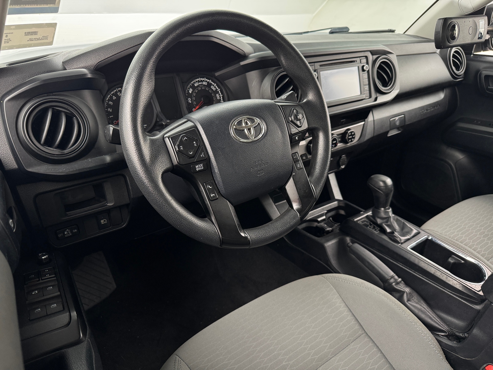 Thumbnail: 2018 Toyota Tacoma - 3