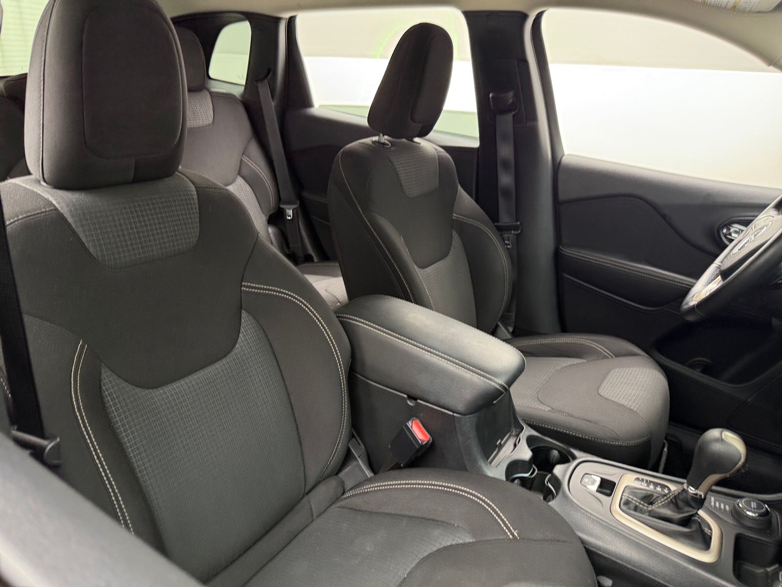 Thumbnail: 2015 Jeep Cherokee - 2