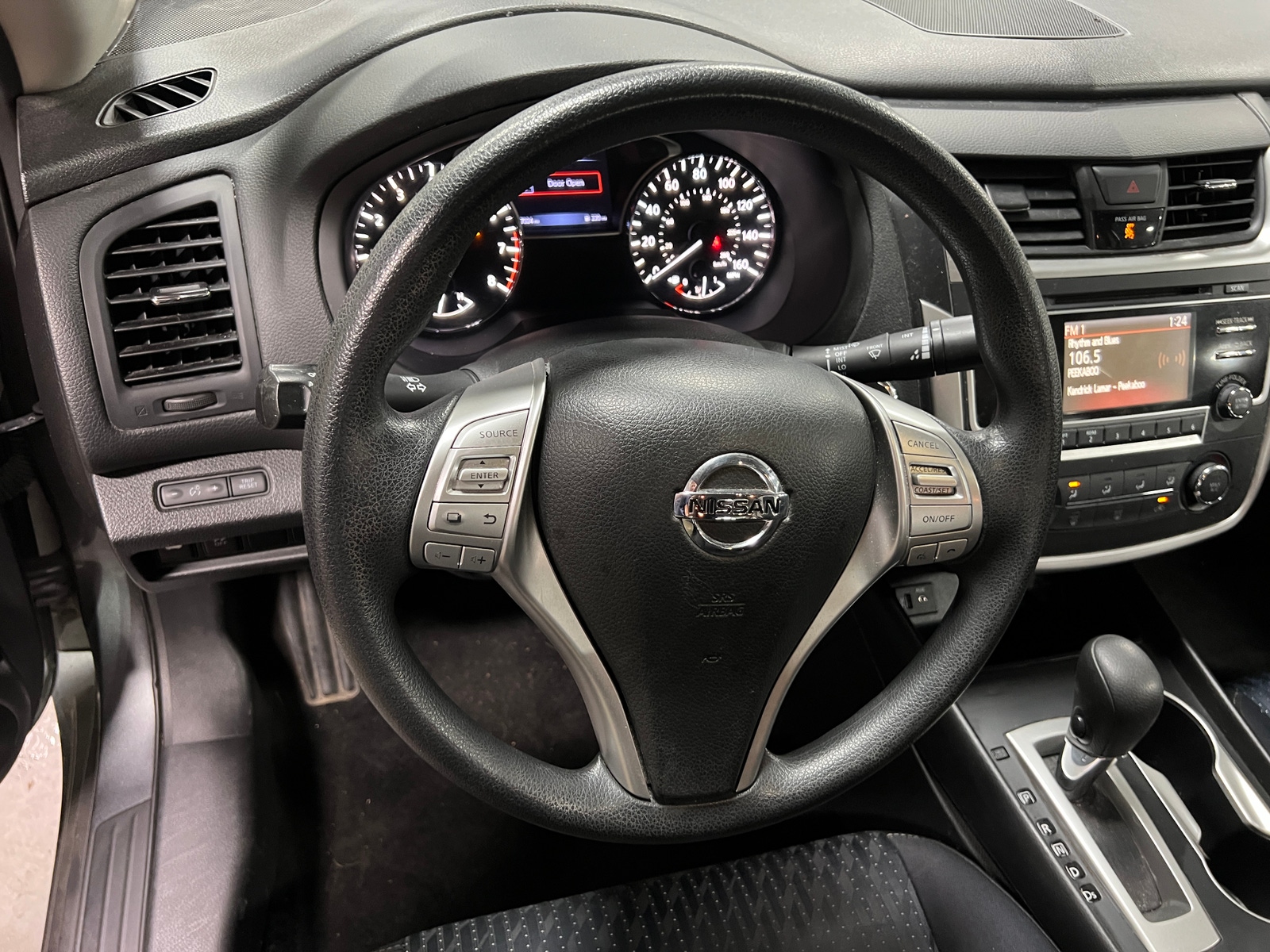 Thumbnail: 2016 Nissan Altima - 5