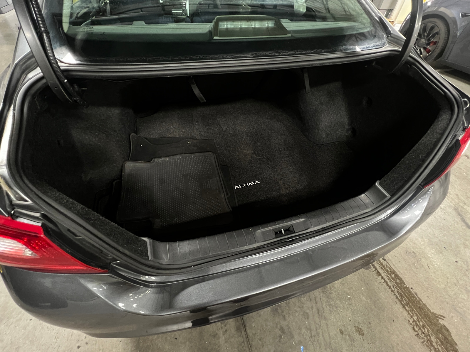 Thumbnail: 2016 Nissan Altima - 7
