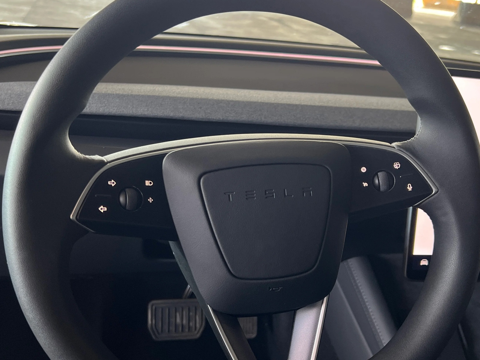Thumbnail: 2025 Tesla Model 3 - 4