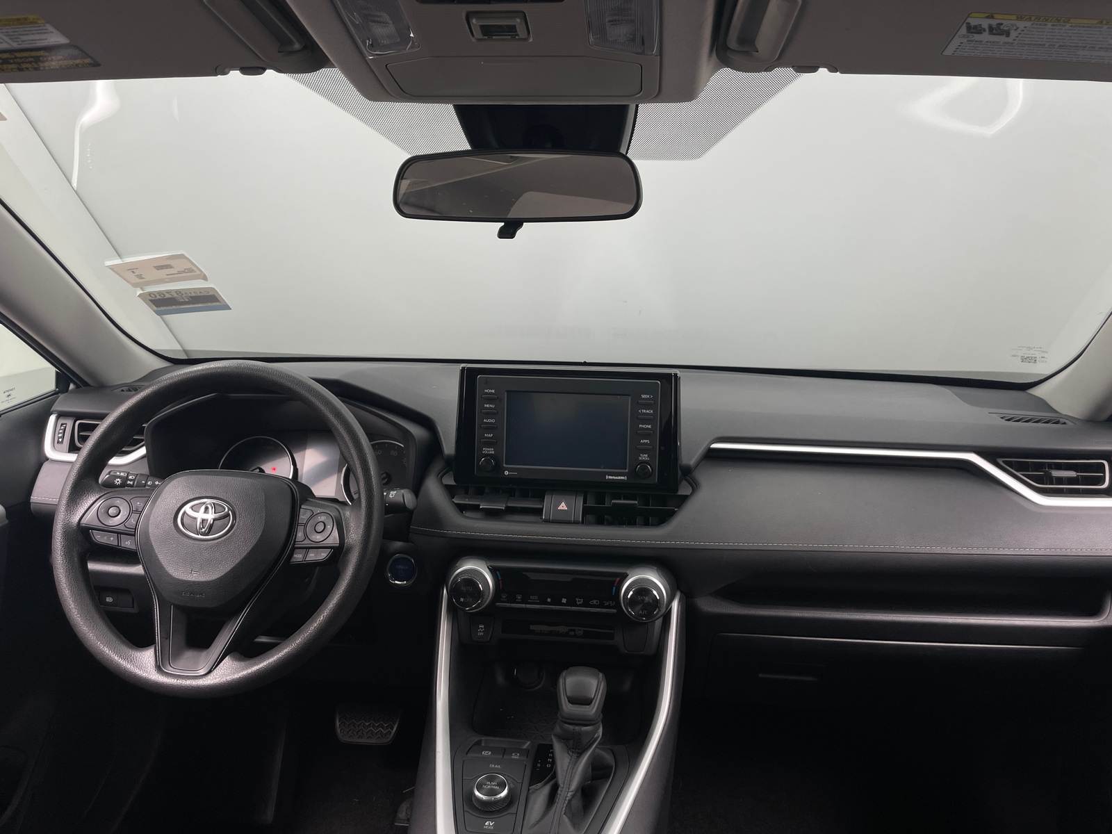 Thumbnail: 2021 Toyota RAV4 - 3