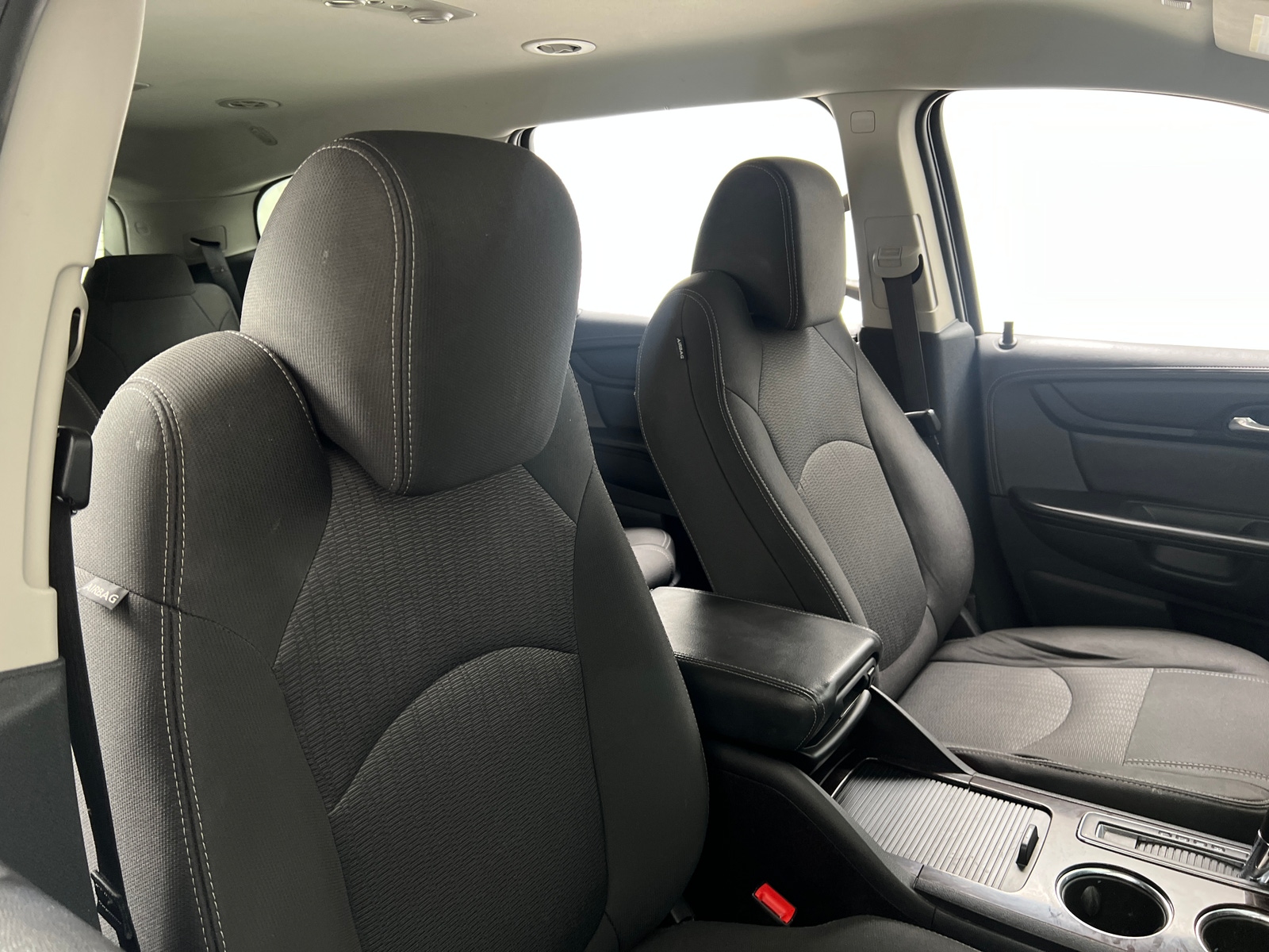 Thumbnail: 2017 Chevrolet Traverse - 2