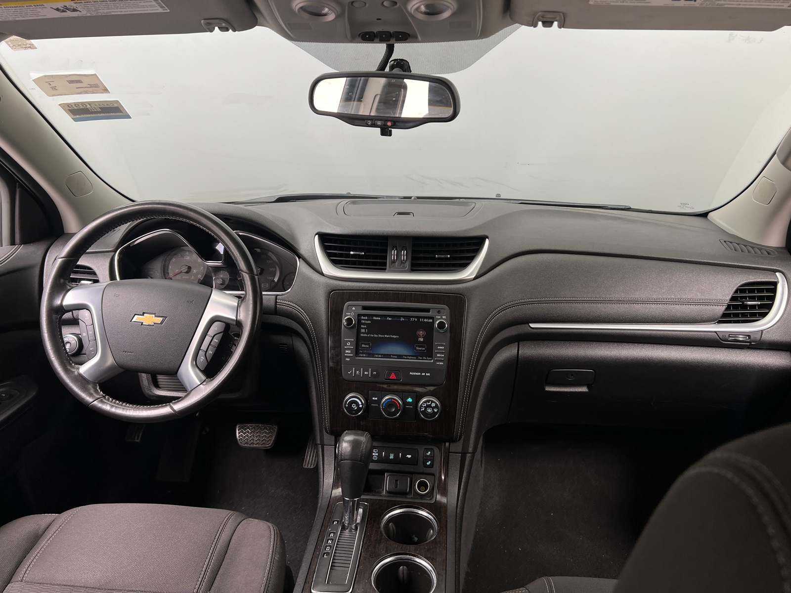 Thumbnail: 2017 Chevrolet Traverse - 3