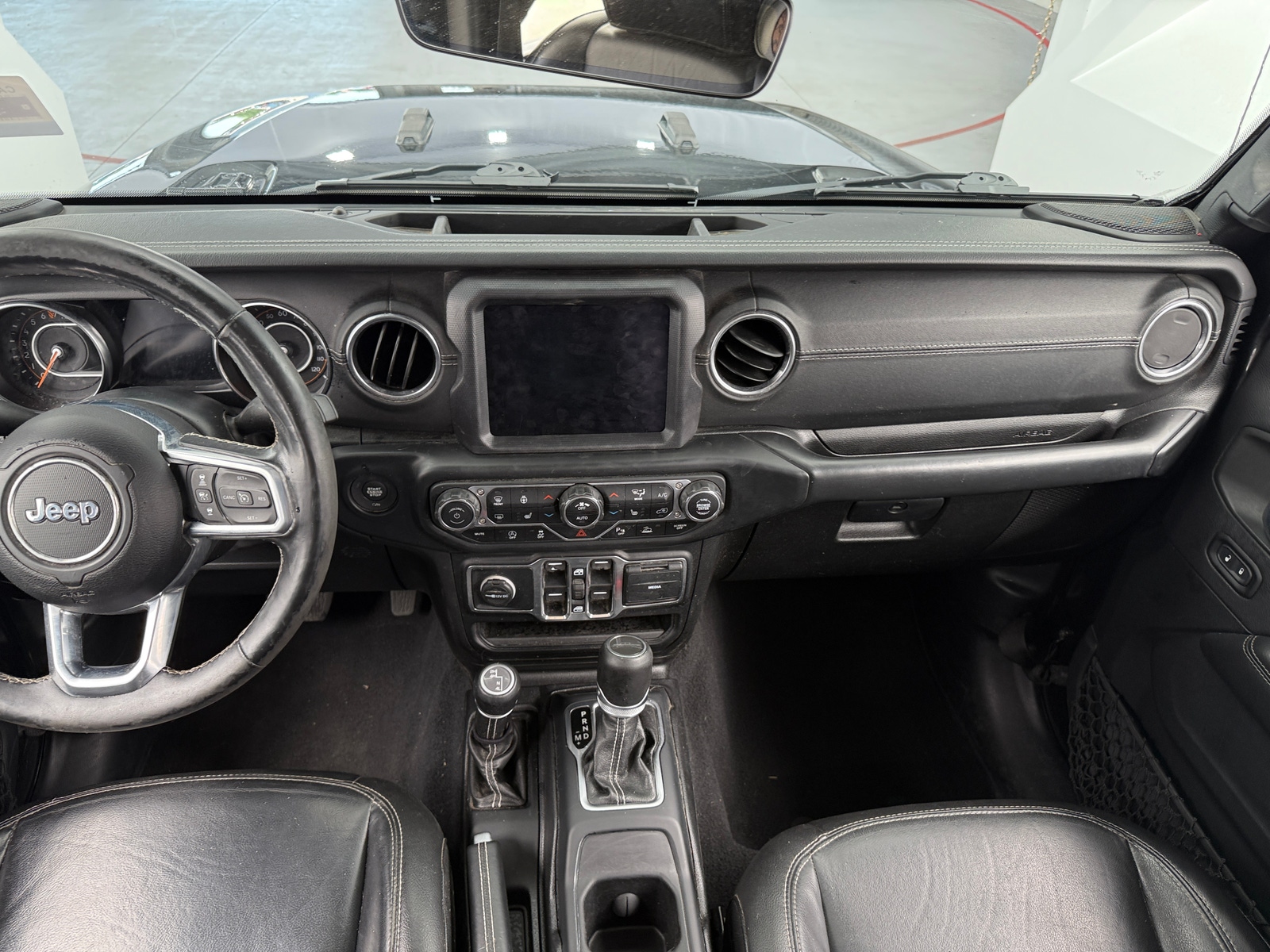 Thumbnail: 2020 Jeep Gladiator - 2