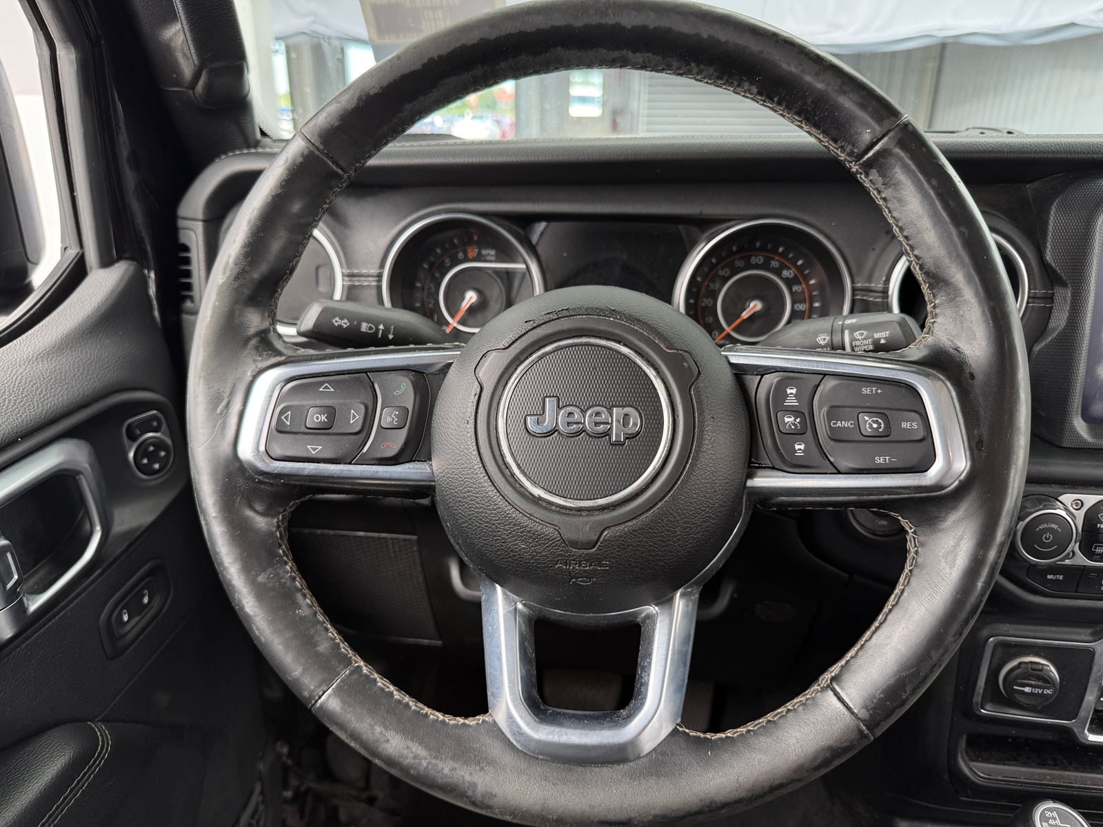 Thumbnail: 2020 Jeep Gladiator - 4
