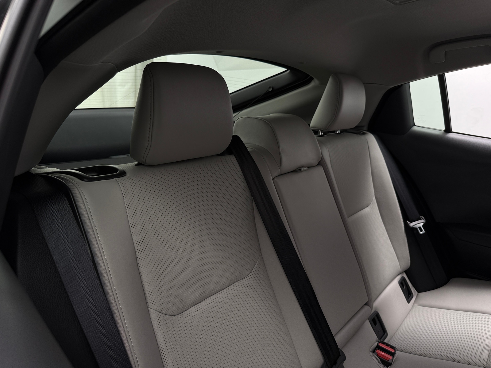 Thumbnail: 2024 Toyota Prius - 5