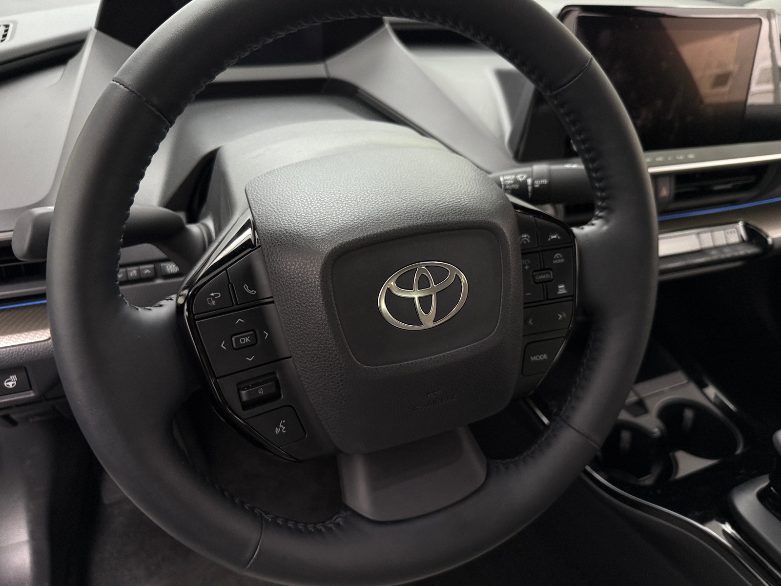 Thumbnail: 2024 Toyota Prius - 4