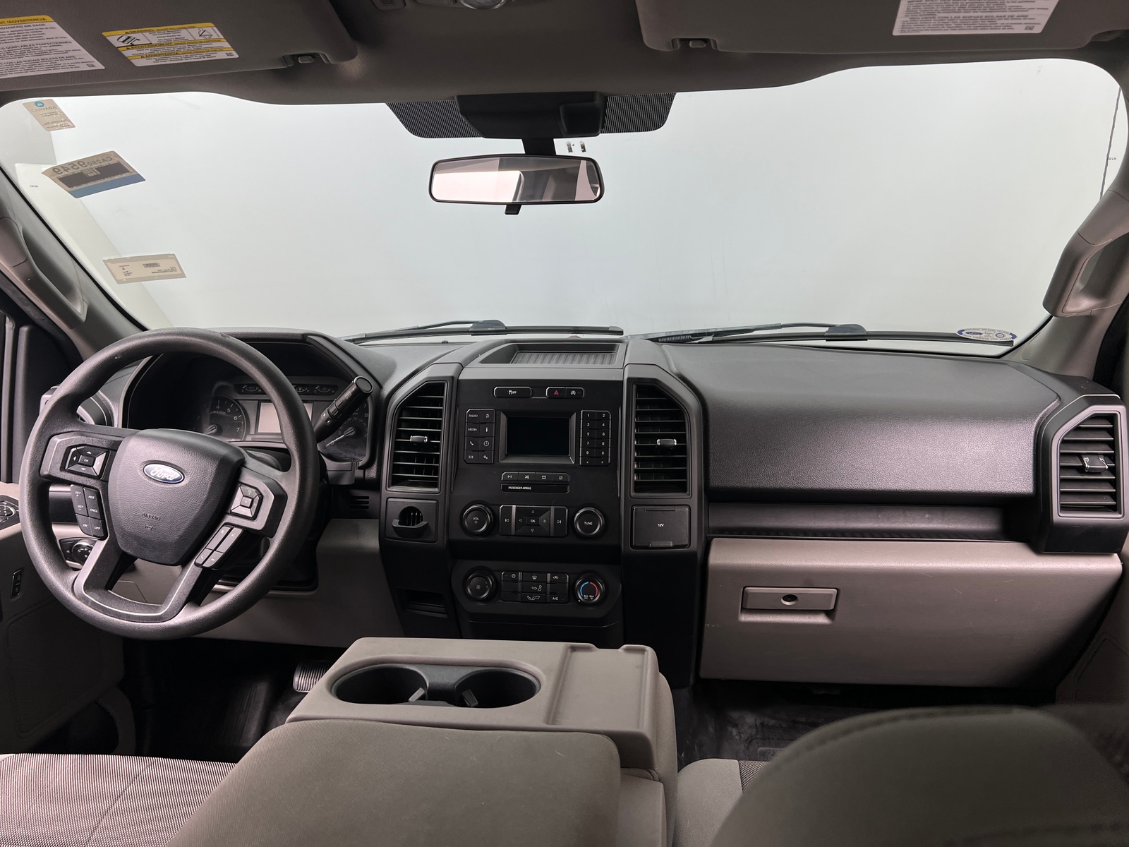 Thumbnail: 2019 Ford Econoline - 3