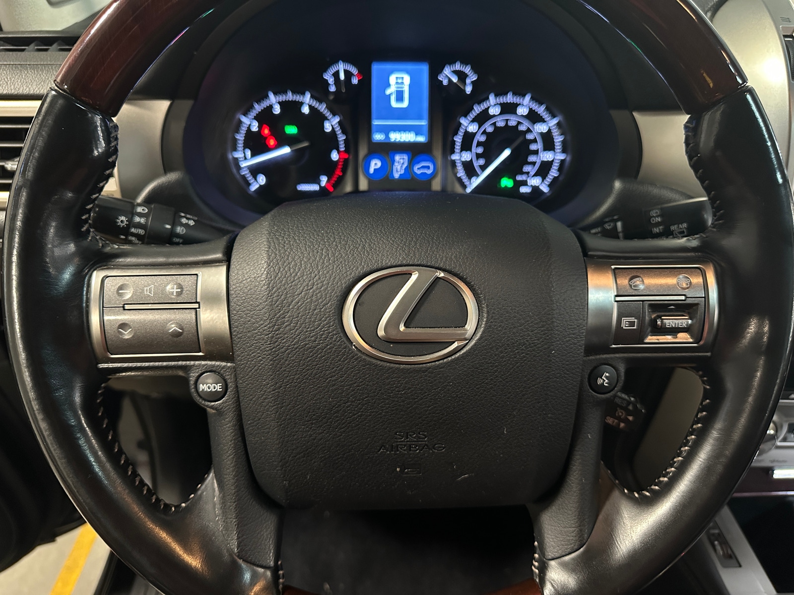 Thumbnail: 2017 Lexus GX - 4