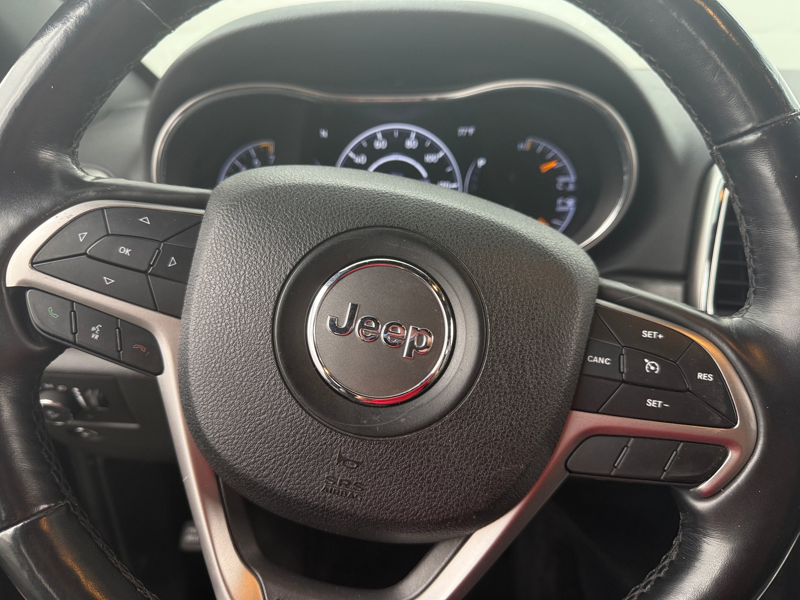 Thumbnail: 2018 Jeep Grand Cherokee - 4