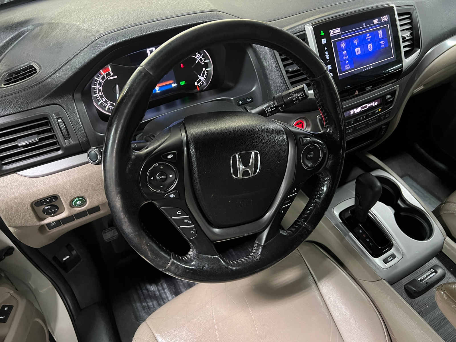 Thumbnail: 2016 Honda Pilot - 4
