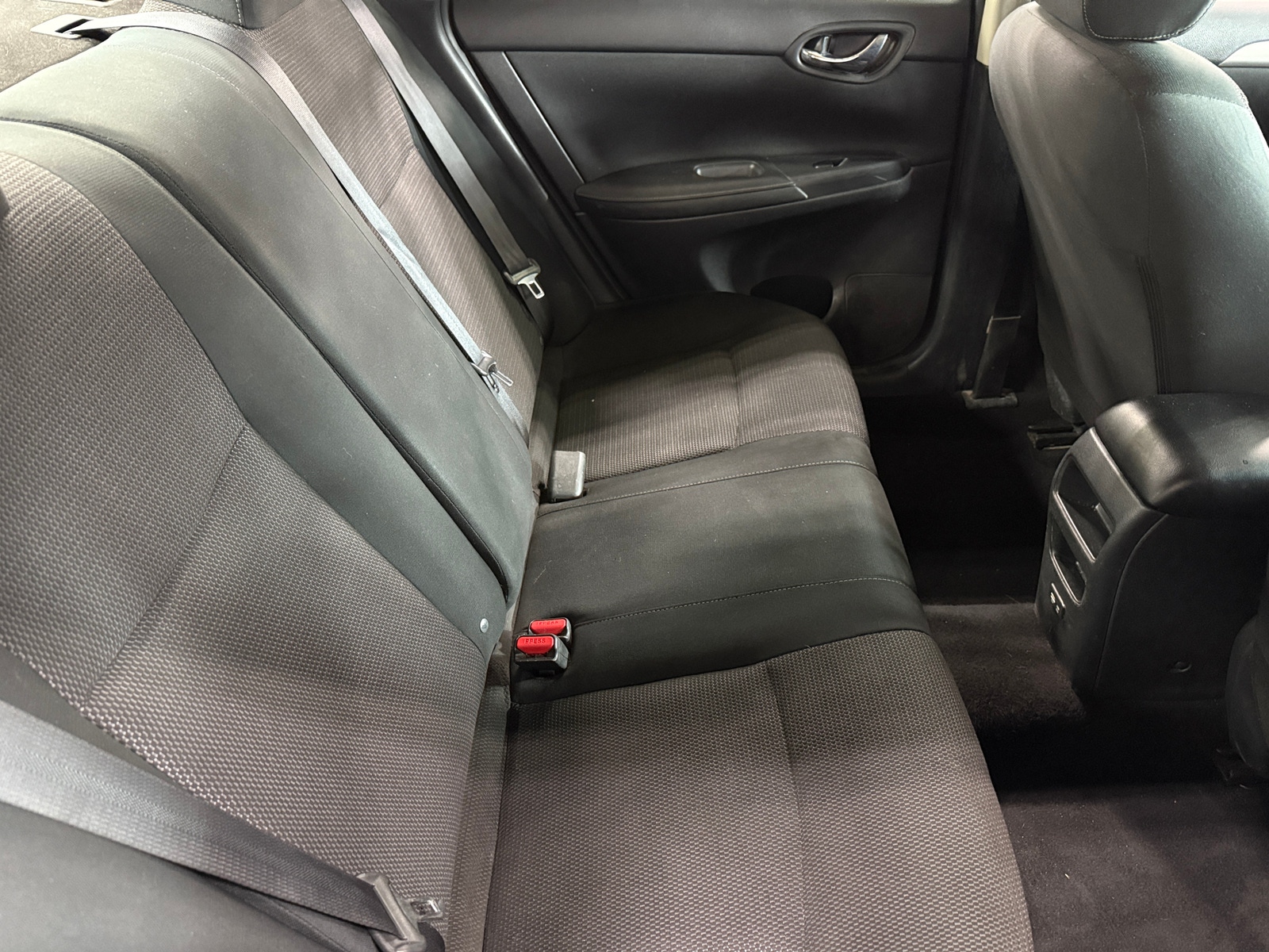 Thumbnail: 2019 Nissan Sentra - 6