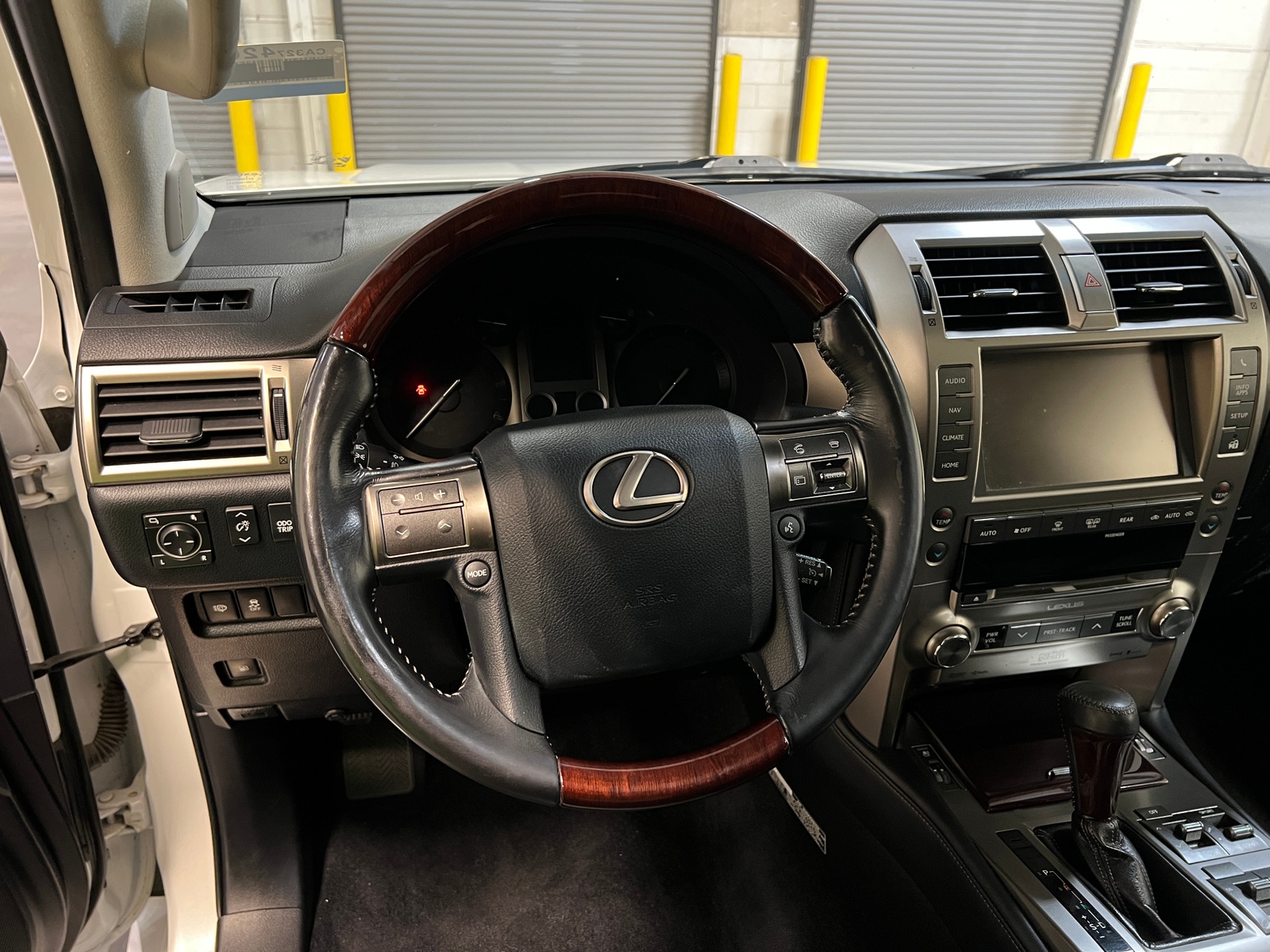 Thumbnail: 2016 Lexus GX - 4