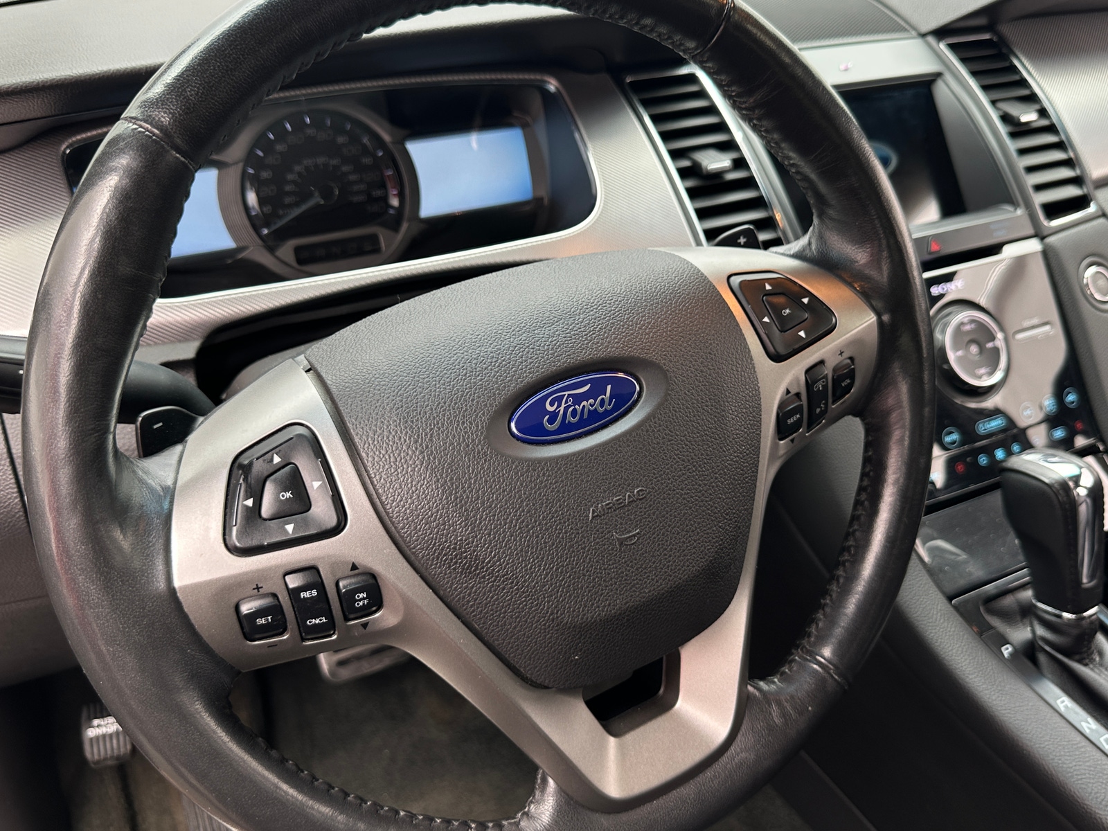 Thumbnail: 2017 Ford Taurus - 4