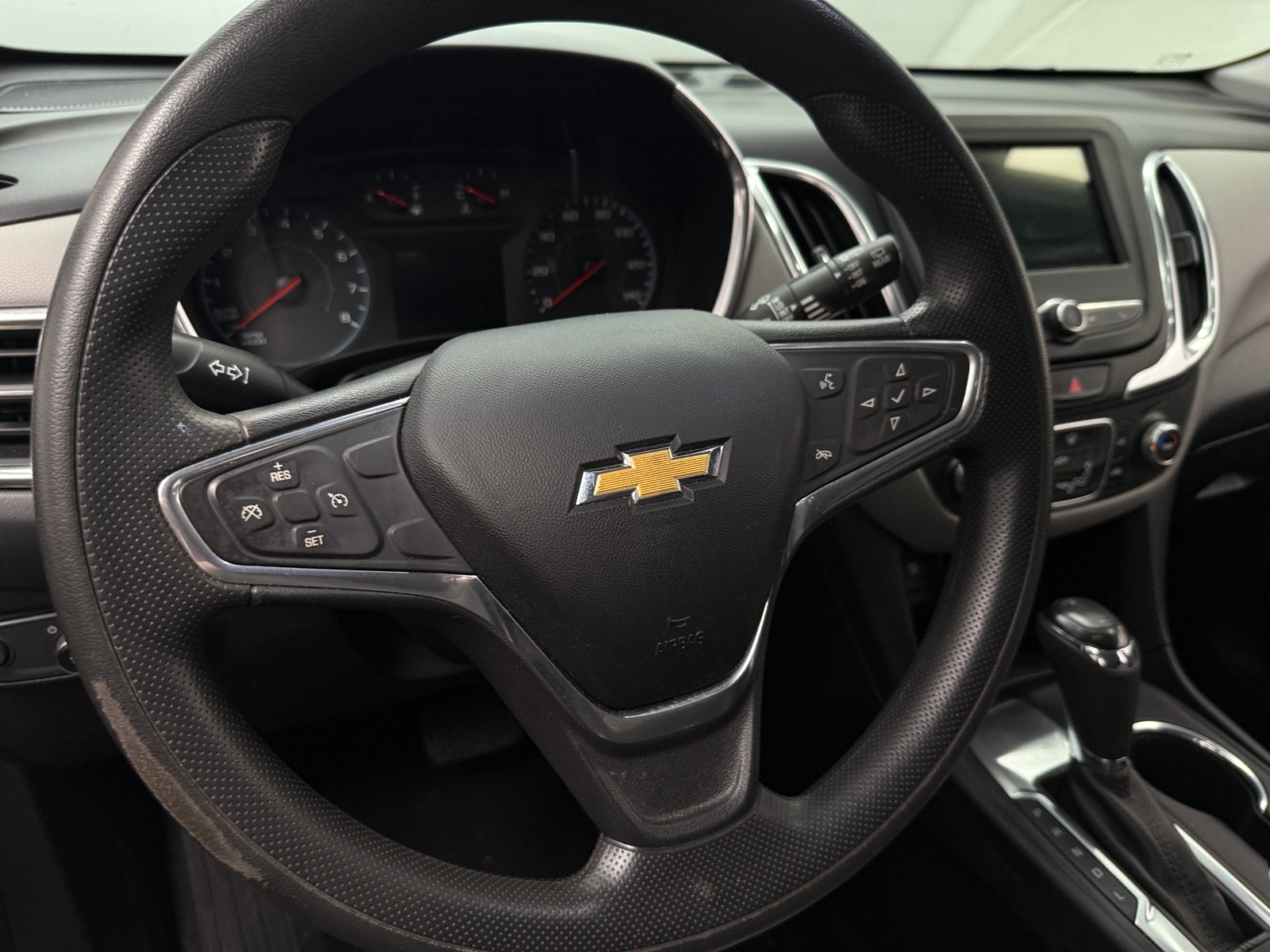 Thumbnail: 2019 Chevrolet Equinox - 5