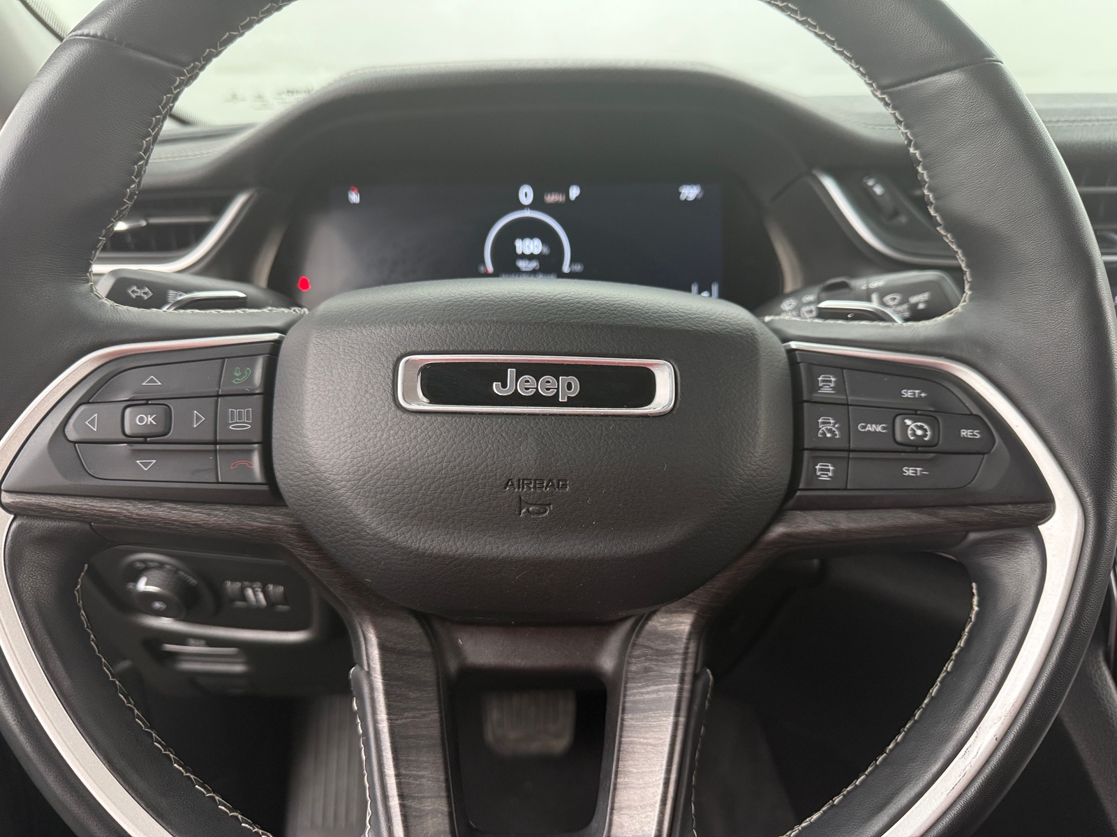 Thumbnail: 2021 Jeep Grand Cherokee L - 4