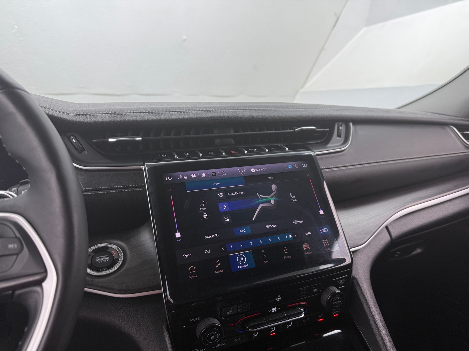 Thumbnail: 2021 Jeep Grand Cherokee L - 3