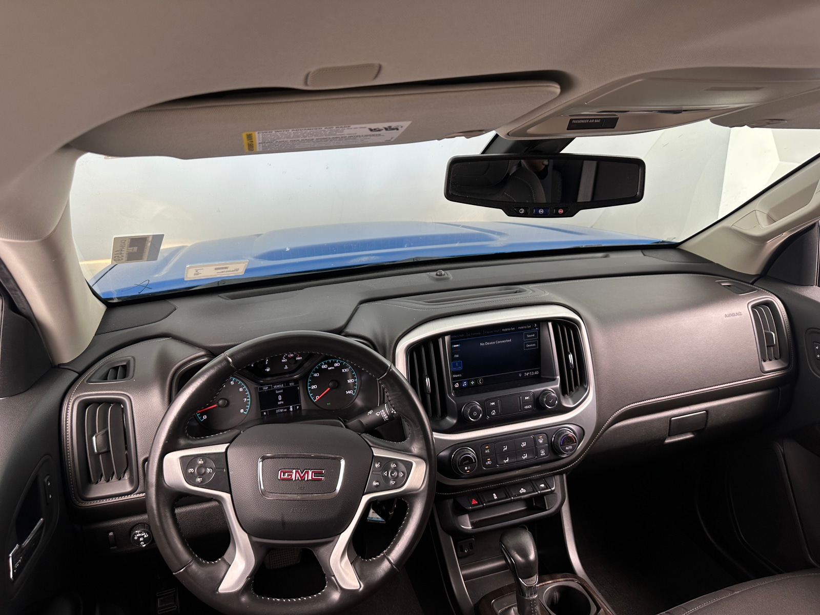 Thumbnail: 2022 GMC Canyon - 3