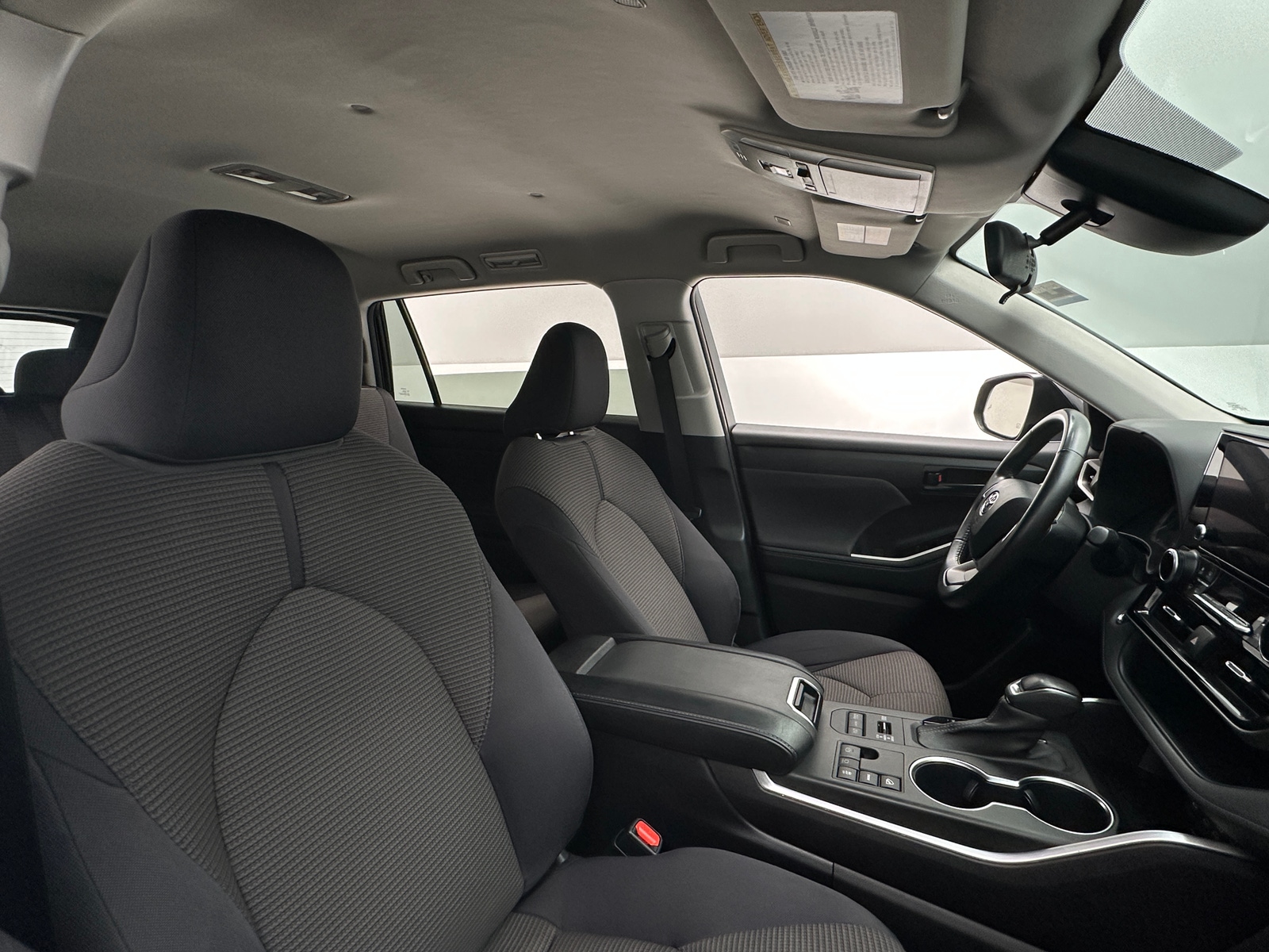 Thumbnail: 2023 Toyota Highlander - 2