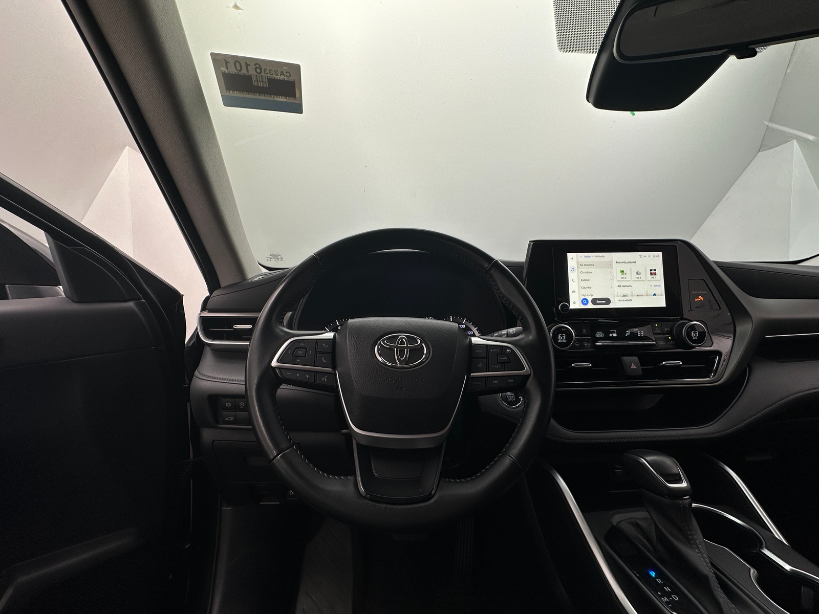 Thumbnail: 2023 Toyota Highlander - 5