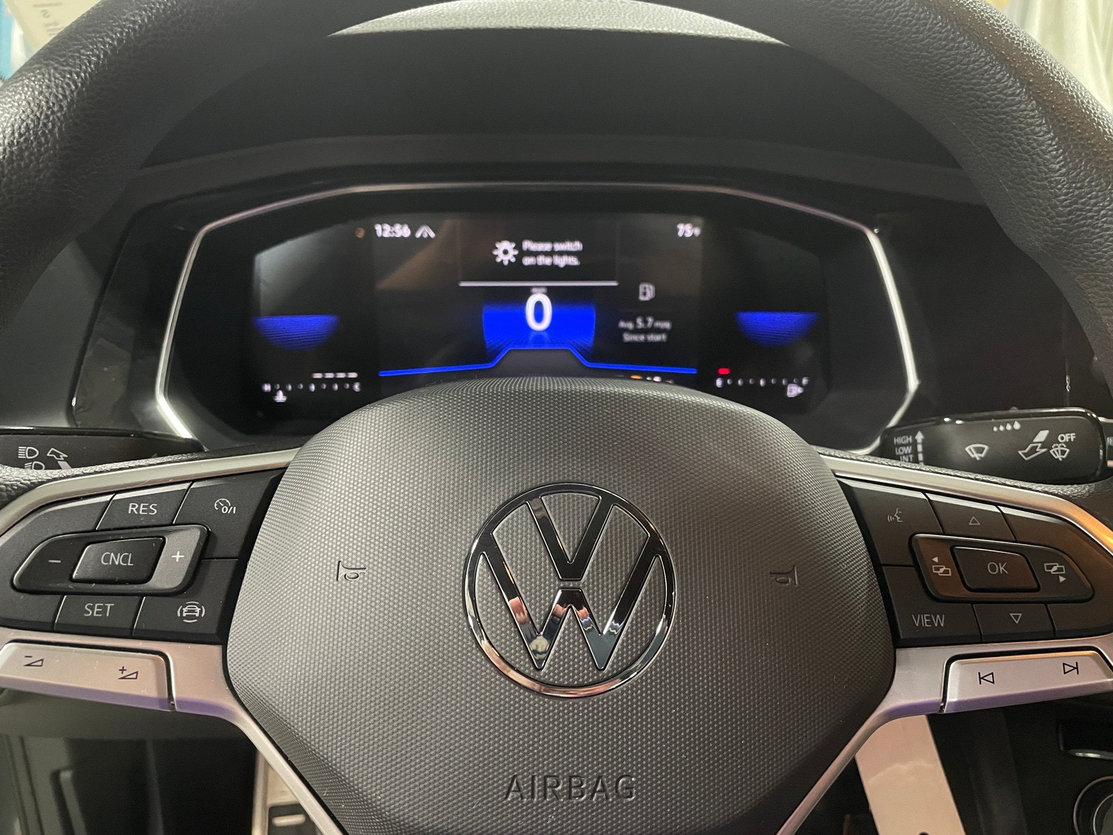 Thumbnail: 2023 Volkswagen Jetta - 5