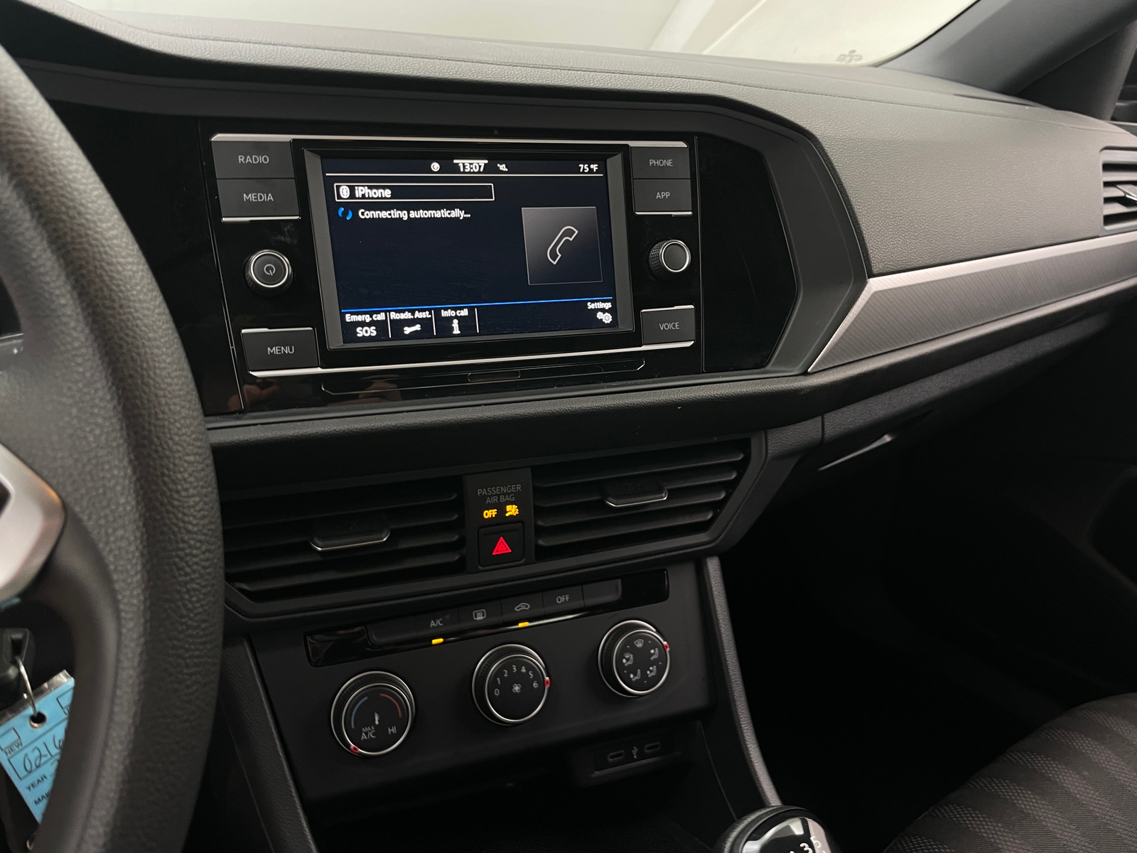 Thumbnail: 2023 Volkswagen Jetta - 4