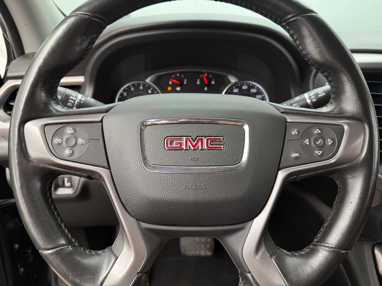 Thumbnail: 2020 GMC Acadia - 4