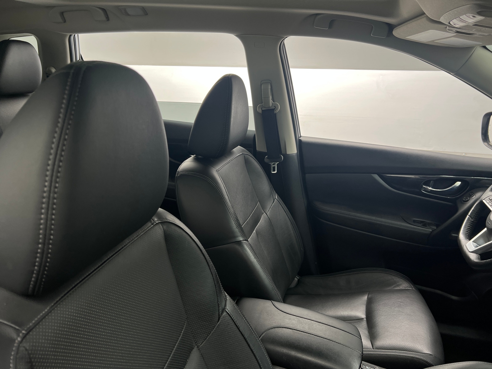 Thumbnail: 2018 Nissan Rogue - 2